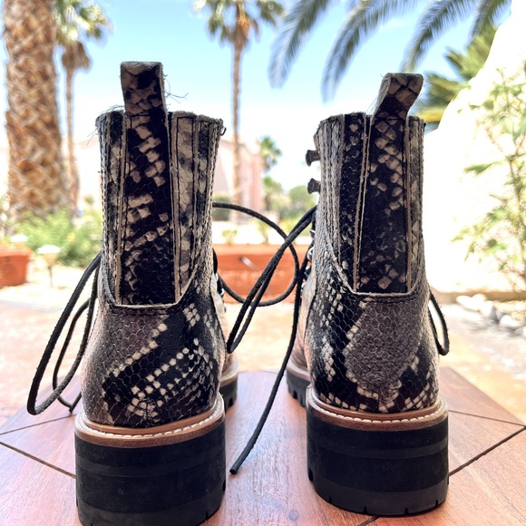 Marc Fisher LTD “Lizzie” leather combat boots- like new! Sz 7 - Picture 4 of 7